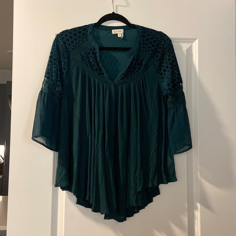 Bohemian top. Mix of velvet, lace detail.